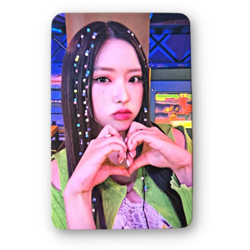 LOOSSEMBLE - Soundwave Photocard [Loossemble] Photocartes & Cadeaux Officiels Hyunjin