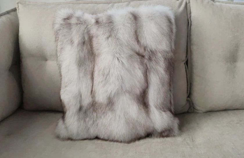 Real Luxury Blue Fox Half Skin Fur Fox Pillow Case, Cushion Case - Etsy.de