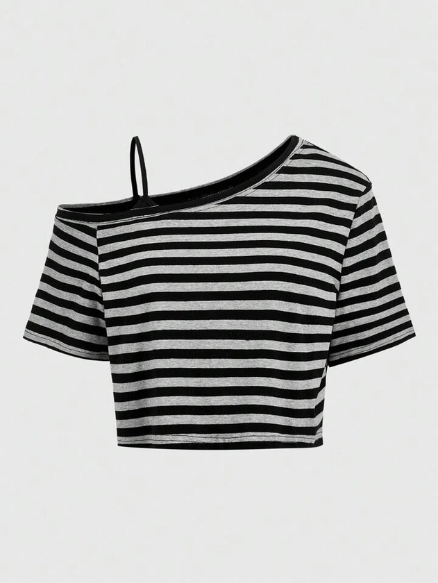 Grunge Punk Women's Irregular Shoulder Striped T-shirt