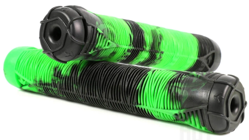 Blunt Envy Flangeless V2 Green / Black Stunt Scooter Grips - 160mm