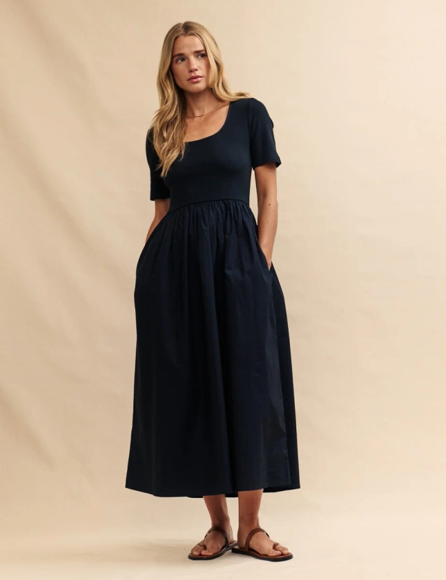 Blak Short Sleeve Finn Midi Dress