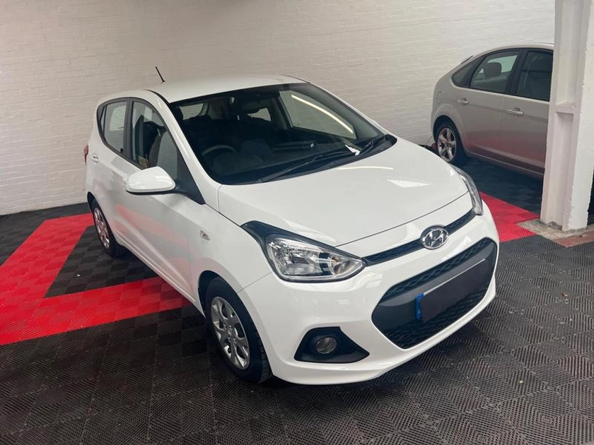 2014  White Hyundai i10 1.2 SE Auto Euro 5 5dr for sale for £8,990  in Ipswich, Suffolk