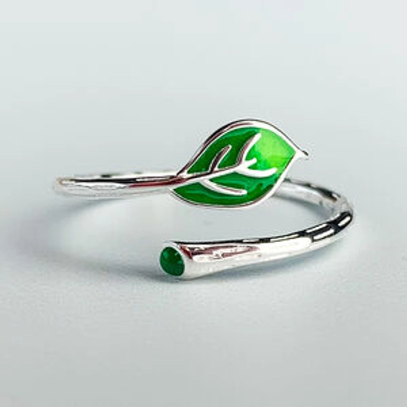 Sterling Silver Green Leaf Adjustable Ring