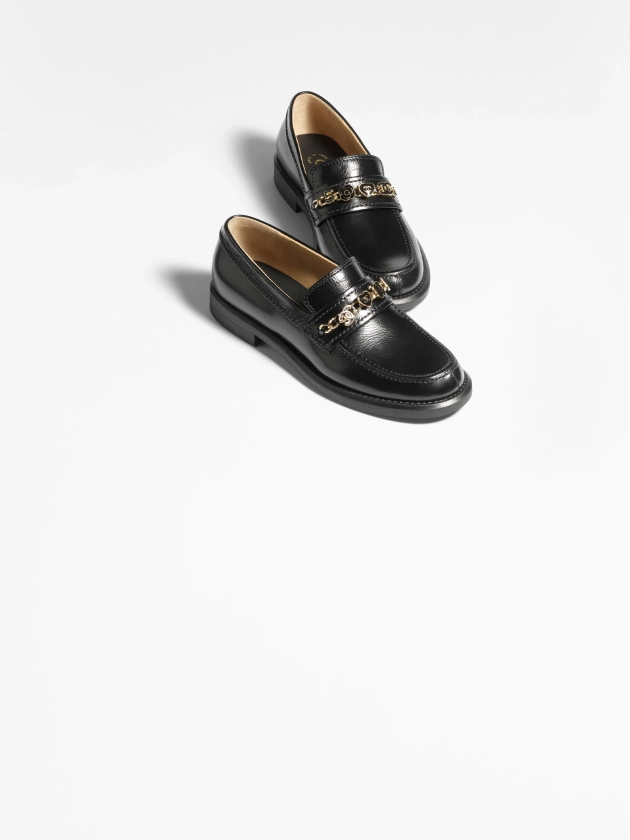 Moccasins - Calfskin & metal, black — Fashion | CHANEL