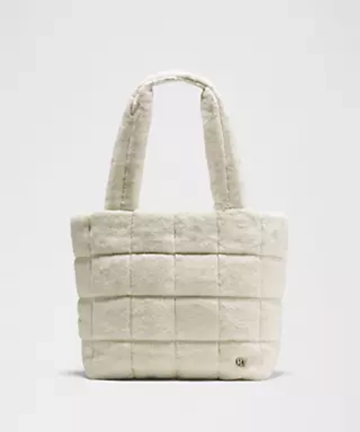 Quilted Grid Tote Bag 12L *Plush Fleece