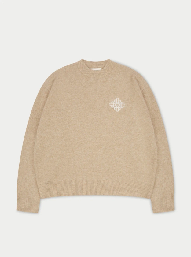 LIGHTWEIGHT FLUFFY KNIT EMBLEM CREW - BEIGE