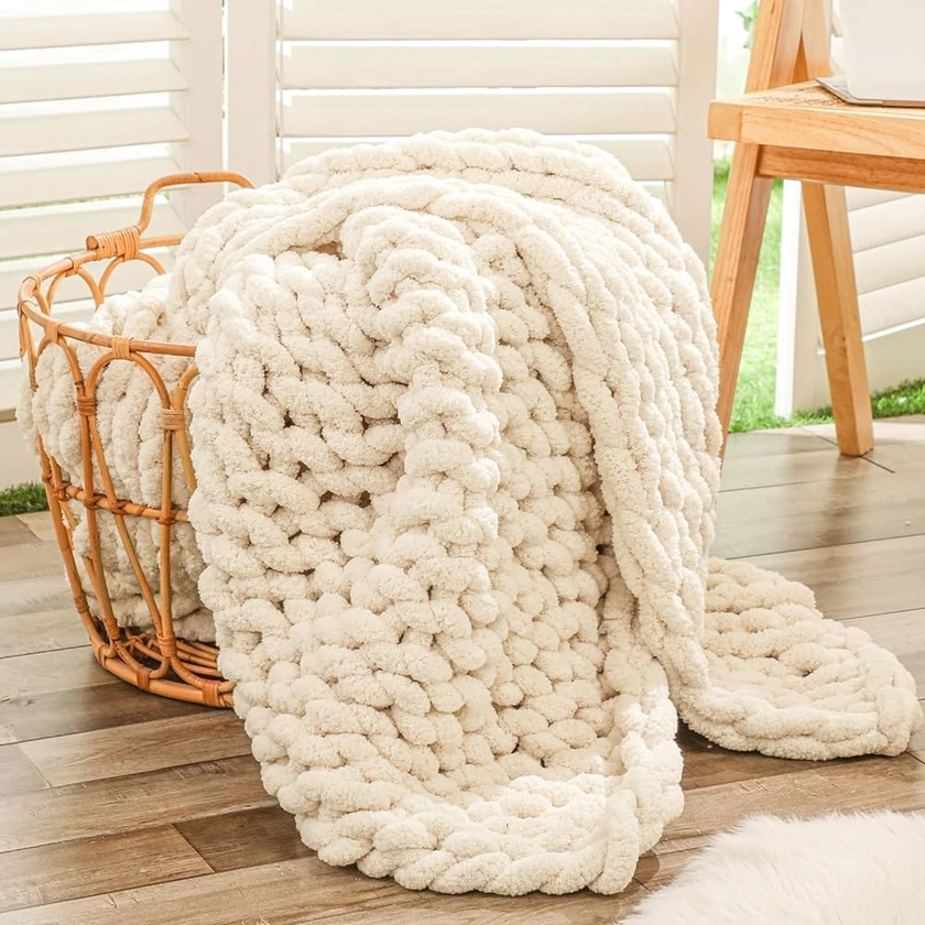 Amazon.com: Bigacogo Chunky Knit Blanket Throw 40"x60", 100% Hand Knitted Chenille Throw Blanket, Soft Thick Yarn Cable Knit Blanket, Cute Rope Knot Crochet Throw Blankets for Couch Bed Sofa (Beige) : Home & Kitchen