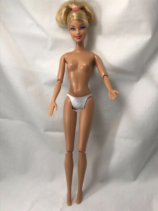 Barbie Doll articulated 2009 (60)