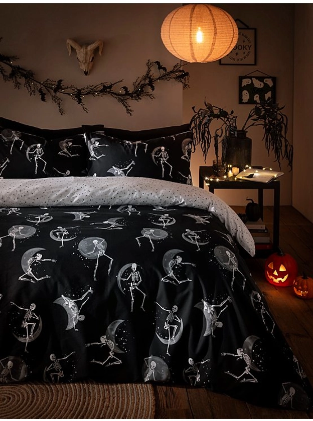 Black Dancing Skeletons Reversible Duvet Set