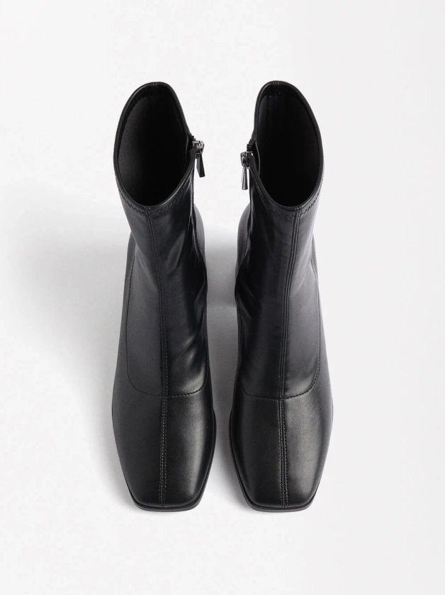 Bottines À Talon Avec Bout Carré Noir | Parfois