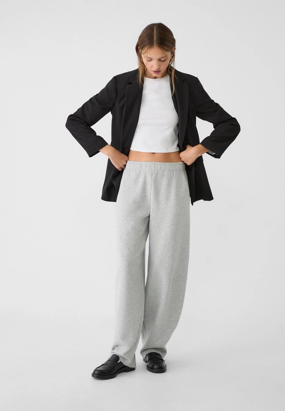 Pantalon jogger balloon - Tout afficher femme | Stradivarius France