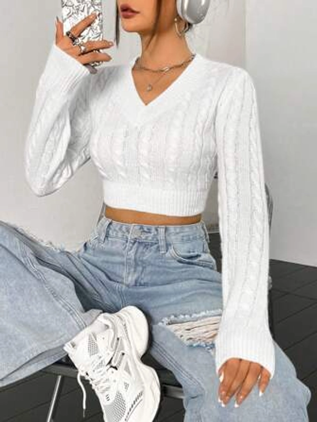 SHEIN MOOSTA Solid Cable Knit Crop Sweater