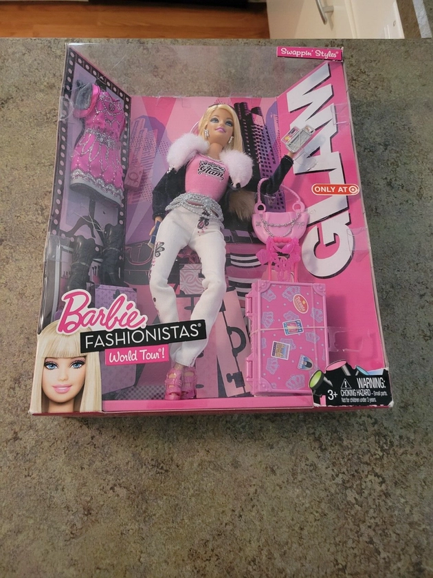 2011 BARBIE Fashionistas World Tour Swappin Styles GLAM W1595 NEW IN BOX NRFB