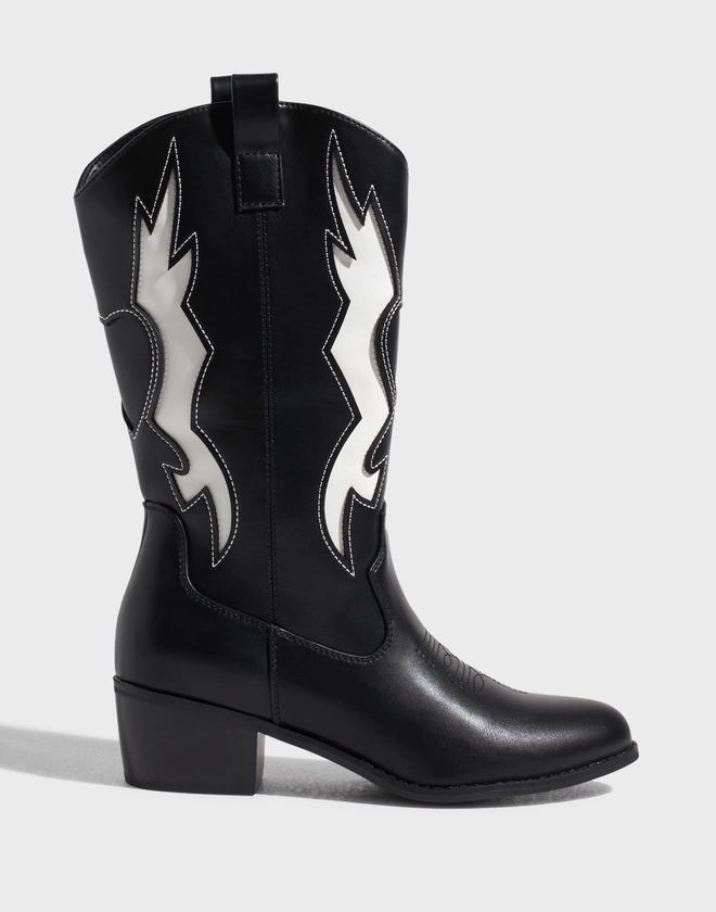 Buy Pieces PCDRE COWBOY LONG BOOT - Black White Contrast | Nelly.com