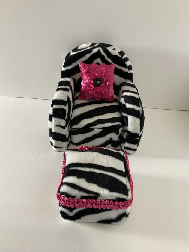 ZEBRA FUR DOLL CHAIR WITH OTTOMAN FOR MONSTER HIGH,BARBIE & BRATZ DOLLS