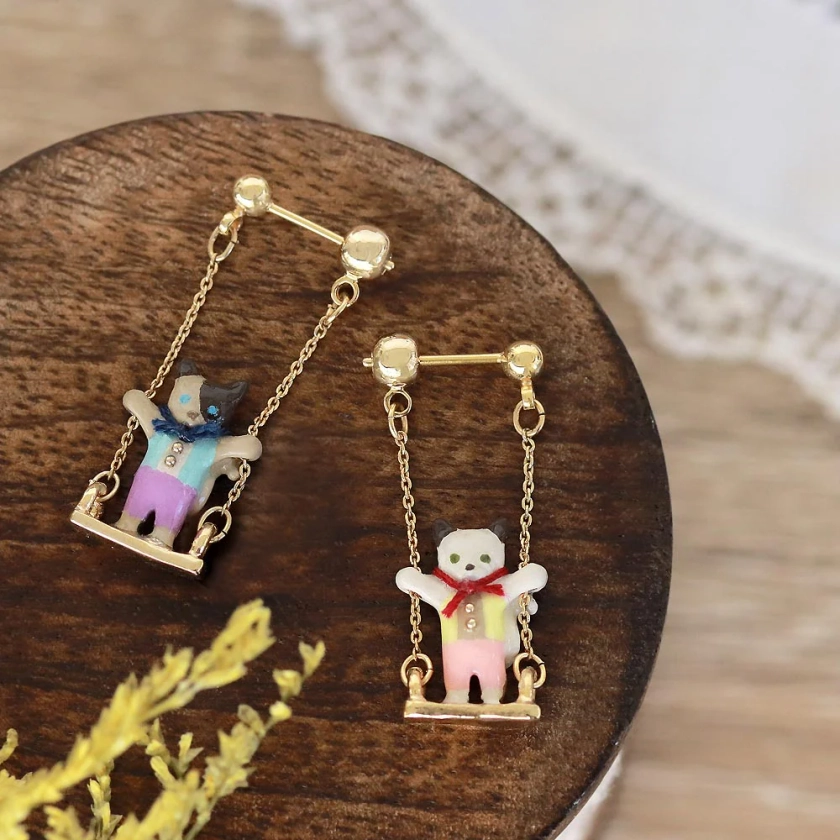 Cat Swing Earrings