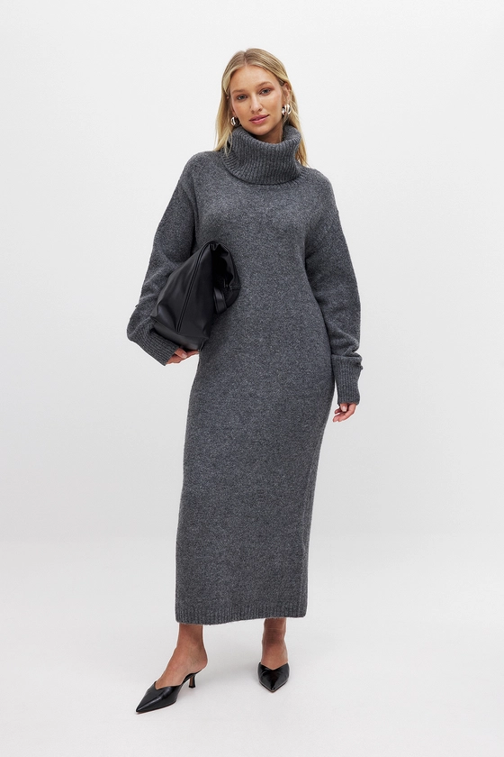 Knitted Maxi Turtle Neck Dress Gris