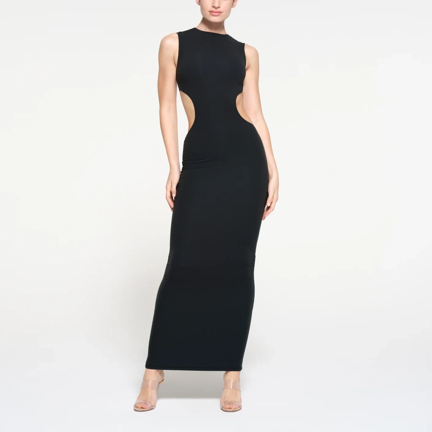 FITS EVERYBODY CUT OUT OPEN BACK LONG DRESS | ONYX