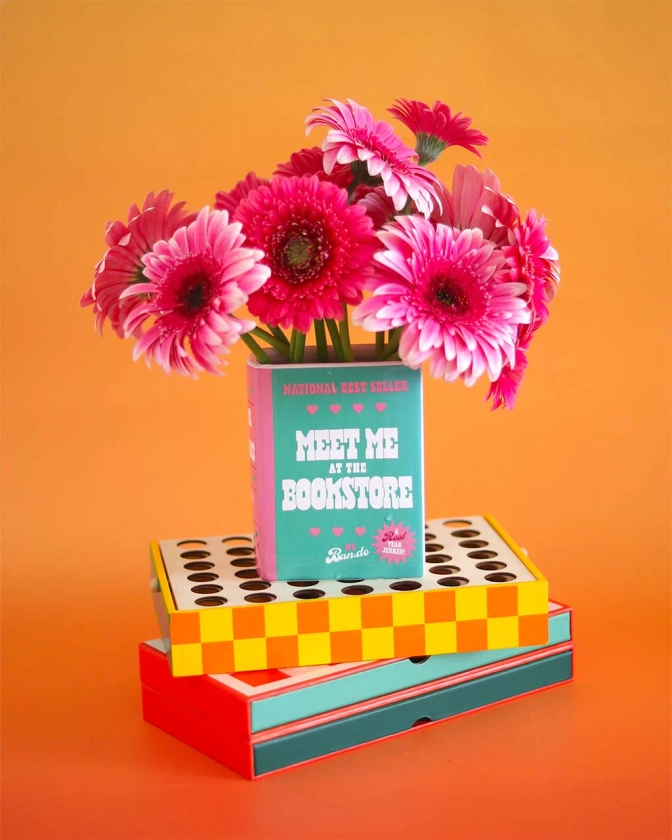 Meet Me At The Bookstore Vase