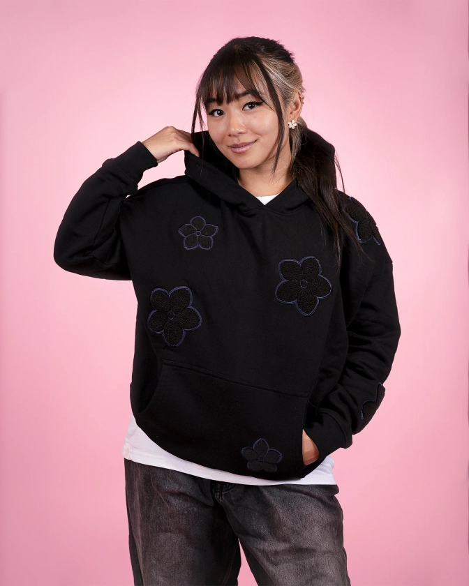 Hoodie fleurs noires - Hoshi