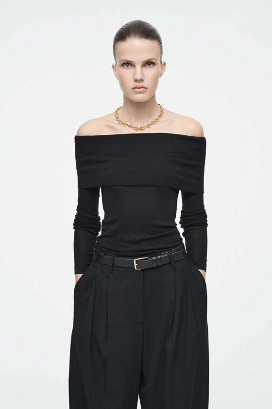 OFF-THE-SHOULDER MERINO WOOL TOP - Black - Tops - COS