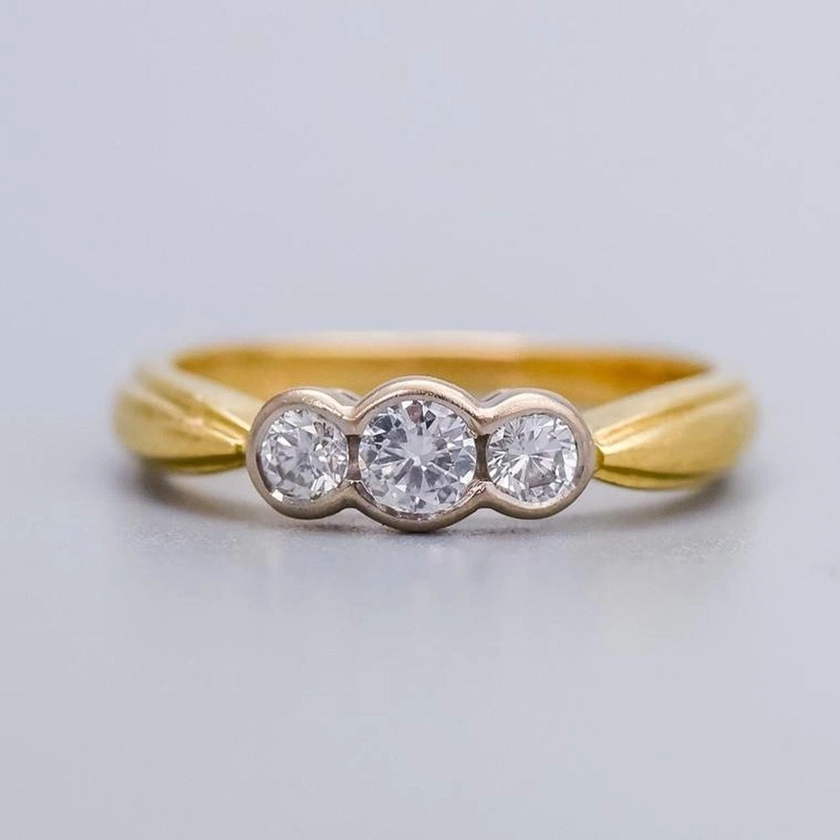 18K Gold Diamond Trilogy Ring — Don Laurence Jewellery