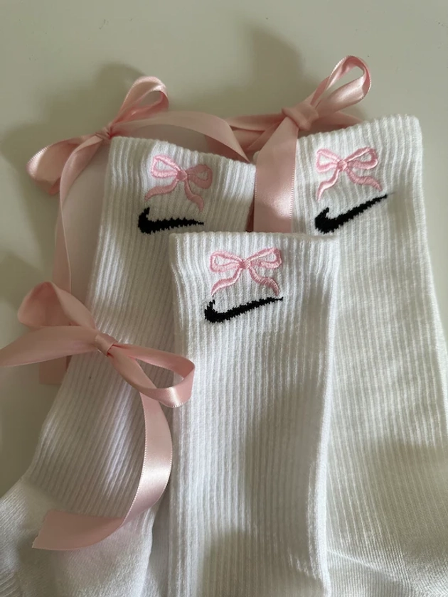 bow embroidered socks | ribbon embroidered socks | bow crew socks | ribbon crew socks | girly socks | trendy socks