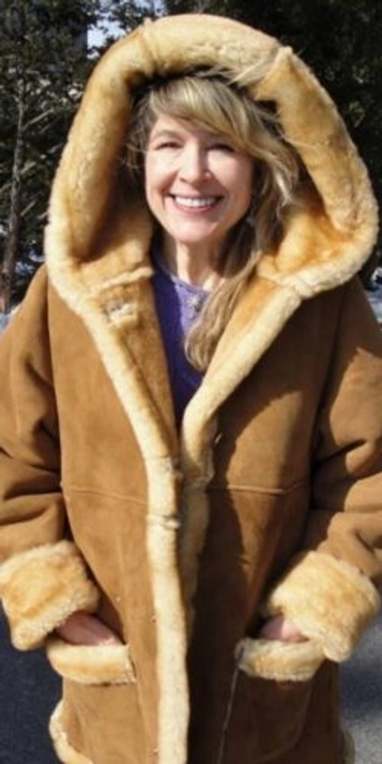 Lisa Women's Shearling Sheepskin Coat 3/4 Length - Sickafus Sheepskins Coats, Vests and Accessories