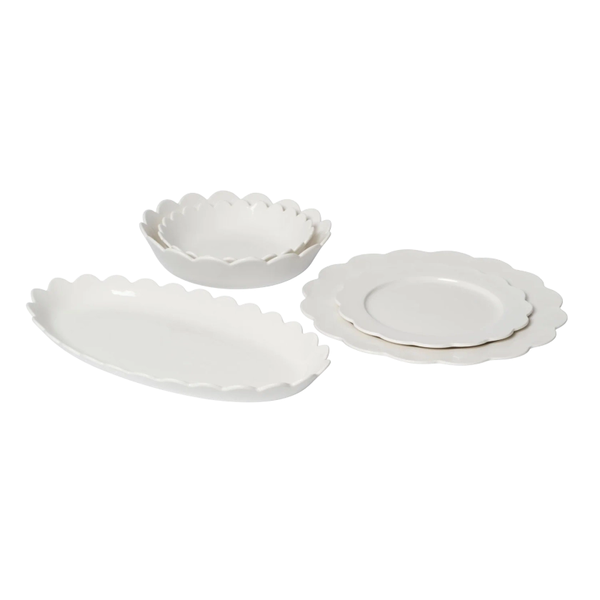 White Scallop Dining Set - 17 Pieces