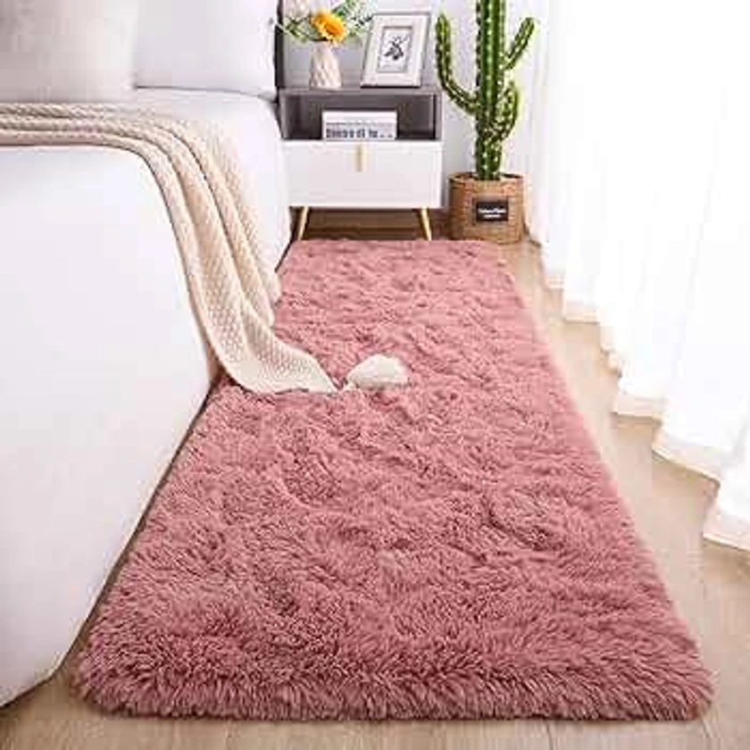 Chicrug Soft Runner Rug for Bedroom Living Room Plush Fluffy Rug 2x6 Feet, Shag Furry Runner Rug Carpet Non Shedding for Nursery Children Kids Girls Room Home Decorative, Blush