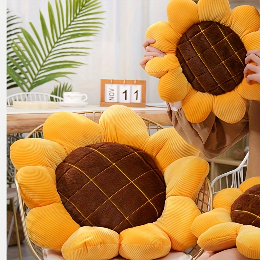 Adorable Sunflower Daisy Pillow Plush Toy - Perfect for Home Decor & Girls' Room! Halloween decor thanksgiving、Christmas gift