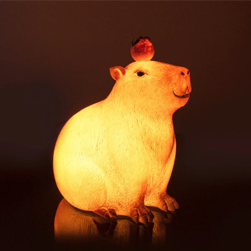 Capybara Table Lamp