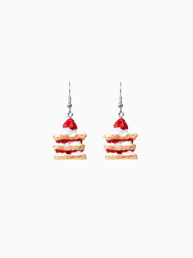 Alloy STRAWBERRY CAKE DROP EARRINGS For Party/Clubbing