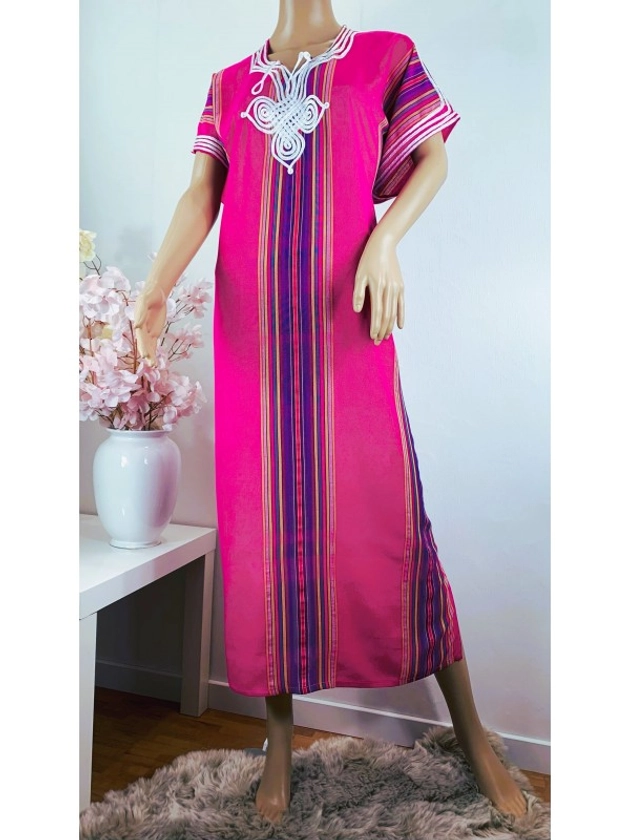 Gandoura Marocaine Traditionnelle Rose Fushia - Robe D'Hôtesse à Rayures