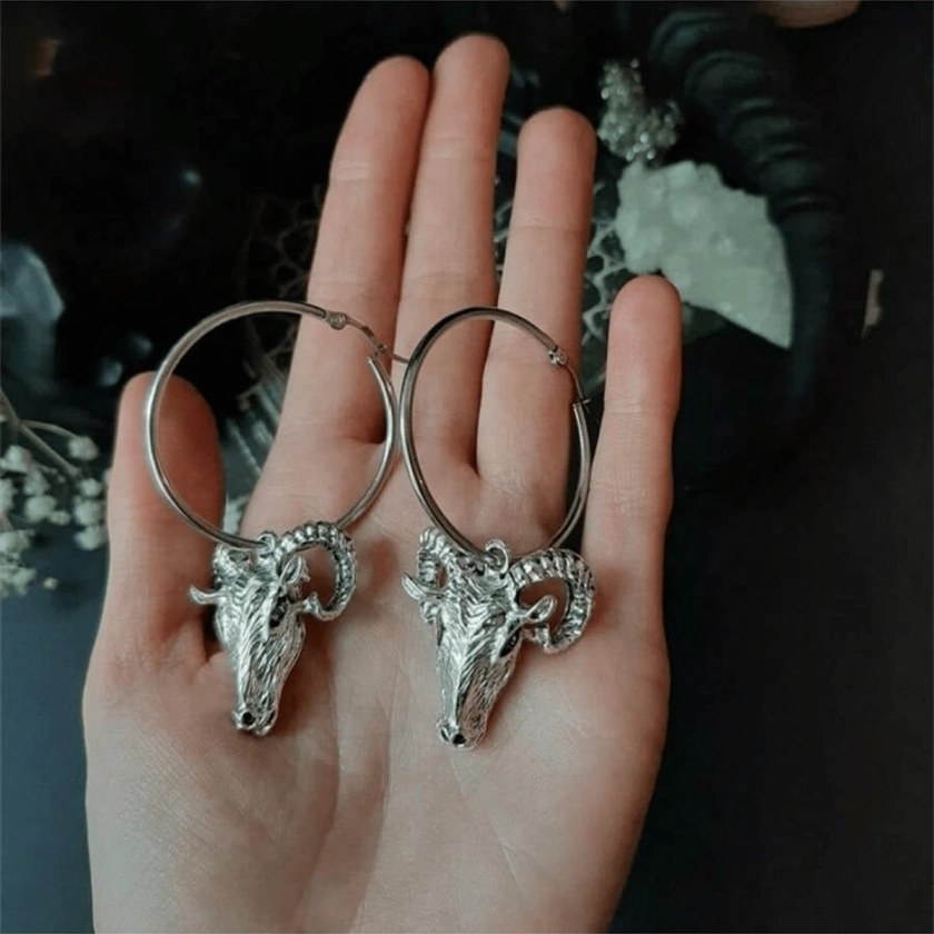 Aretes Góticos Misteriosos Alternativos De Circunferencia De Cabra En Estilo De Camarera Y2k Satan Para Mujeres