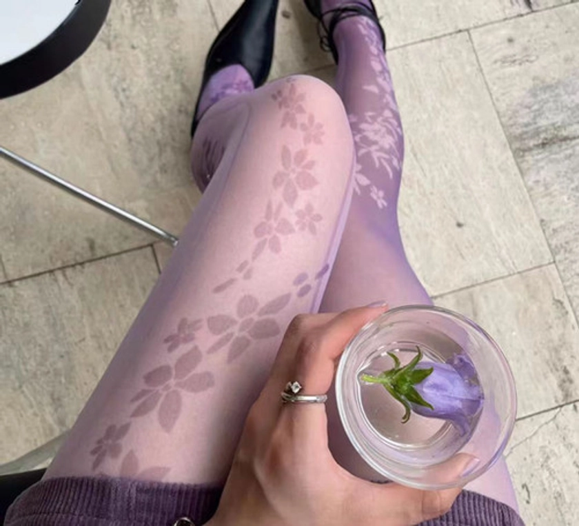 Purple Petal Vintage Stockings | Byunli