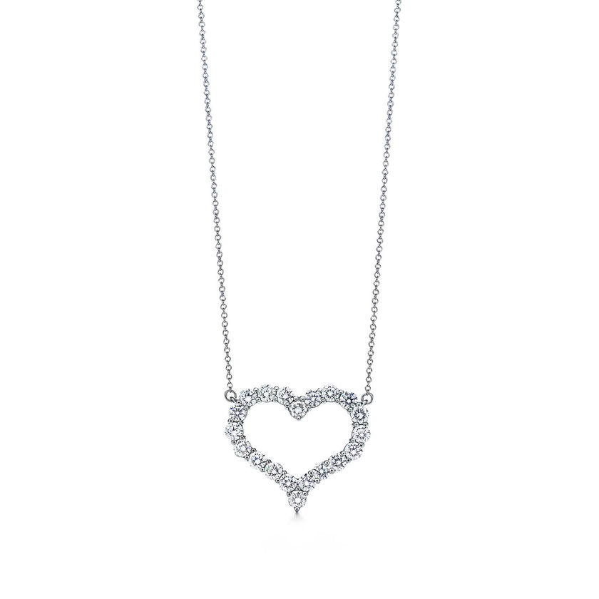 Tiffany Hearts™ pendant of diamonds in platinum, large. | Tiffany & Co.