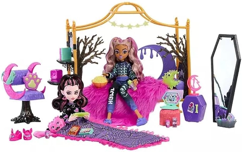 Monster High Creepover Bedroom Playset - Featuring Draculaura, Clawdeen Wolf with Over 20 fab-Boo-lous Pieces for The Ultimate Creeptastic Experience : Amazon.com.au: Toys & Games