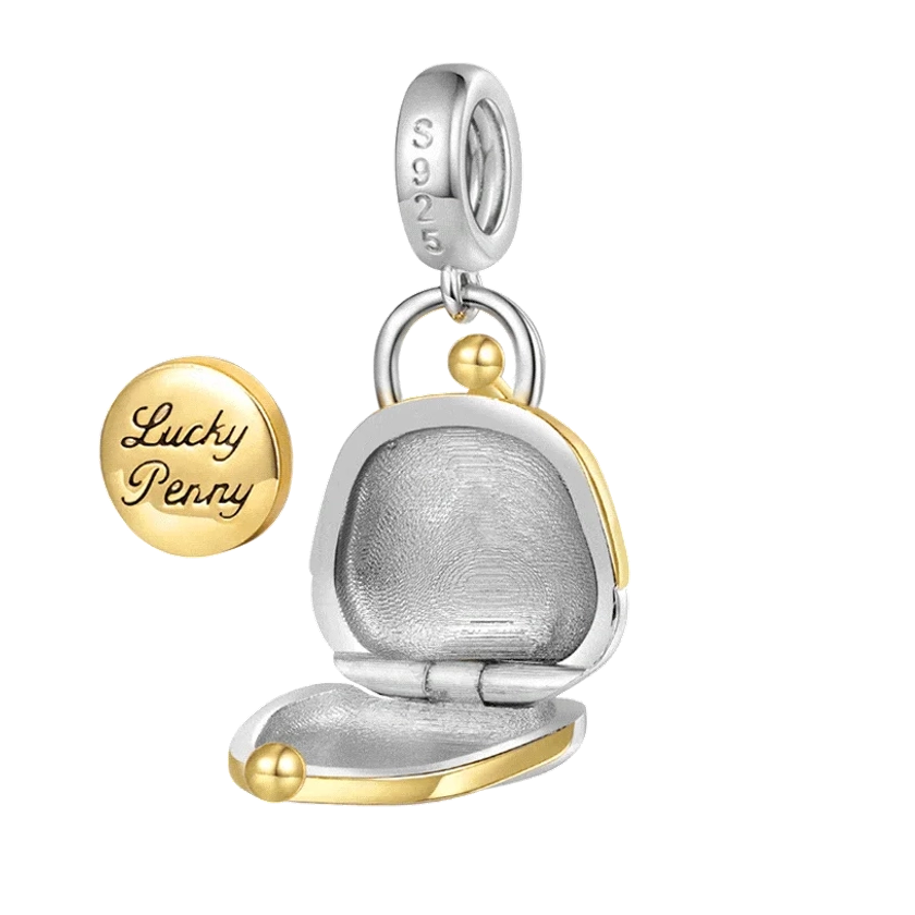 Check this out from gnoce! Purse & Lucky Penny Pendant