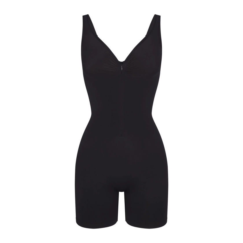 SEAMLESS SCULPT ZIP FRONT MID THIGH BODYSUIT | ONYX