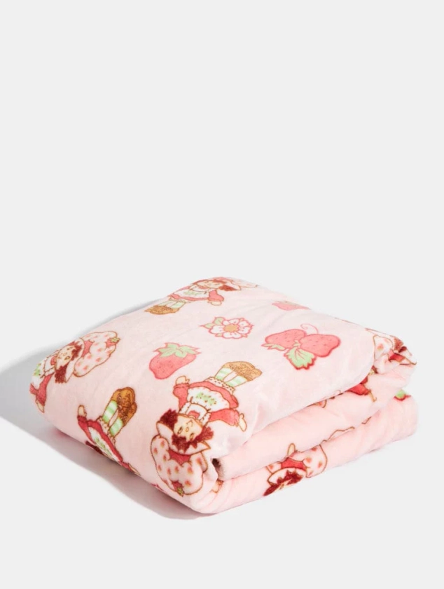 Strawberry Shortcake Blanket | Cosy Fluffy Blankets | Skinnydip London