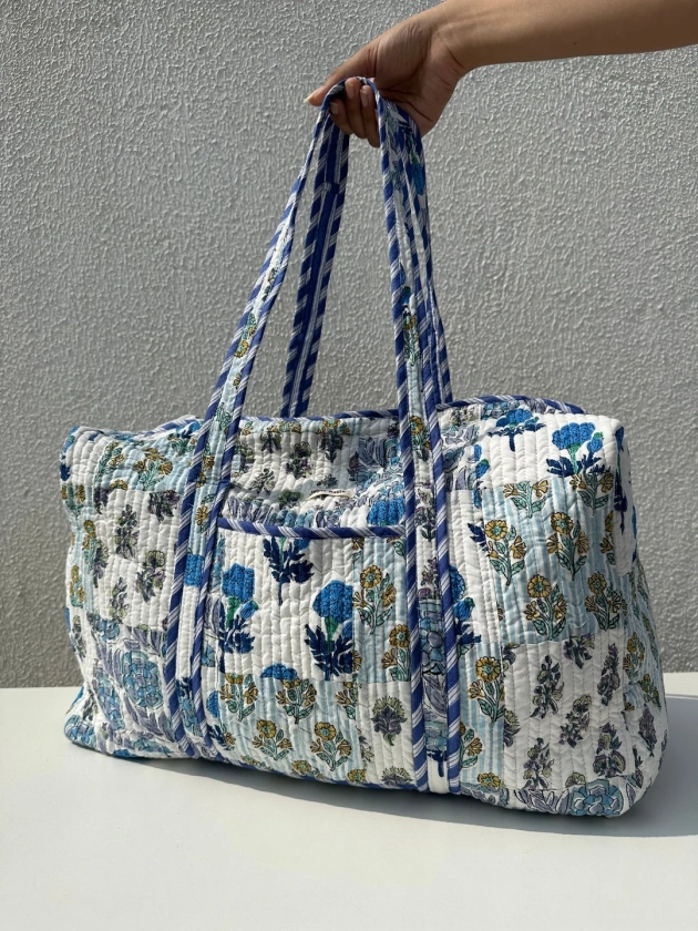 Sac fourre-tout matelassé à bandoulière en coton, empreinte de main, floral, écologique, durable, yoga, shopping, plage, artiste, boho, sac, week-end - Etsy France