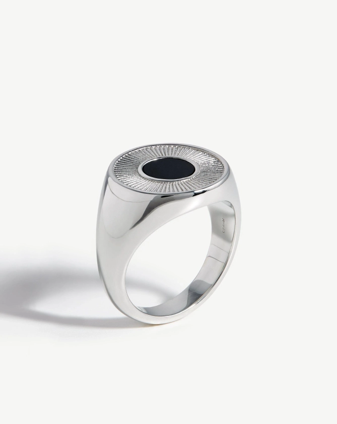 Fused Round Signet Ring | Sterling Silver/Black Spinel