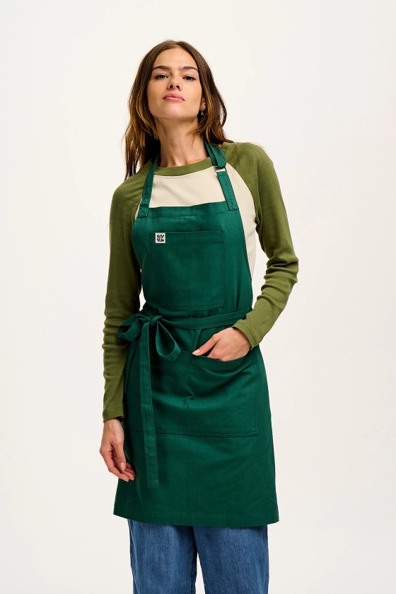 Ada - Midweight Cotton Apron in Posy Green