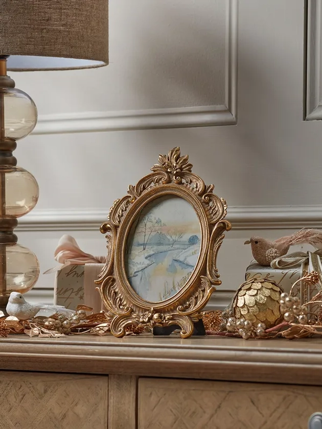 Golden Ornate Photo Frame