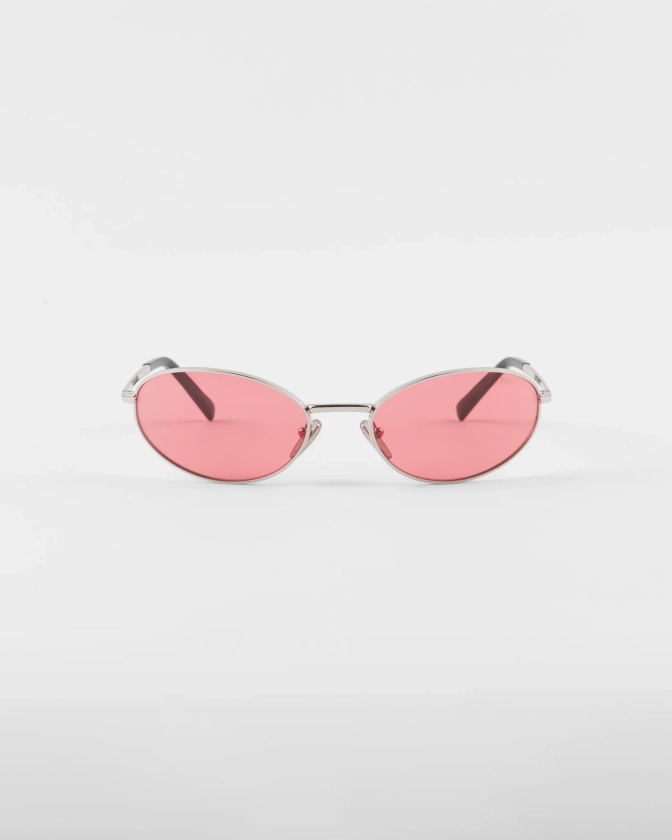 Lunettes de soleil ornées du logo Prada