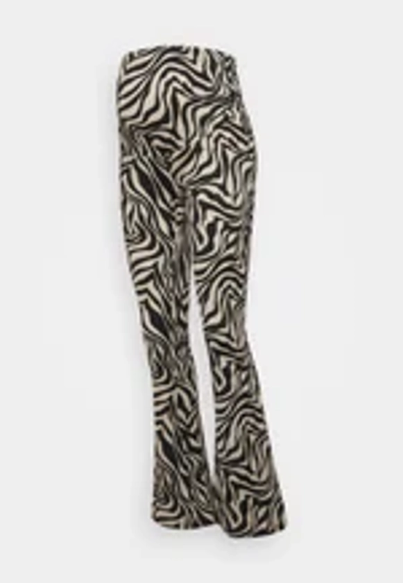 OLMKENYA FLARED PANTS - Pantalon classique - trench coat