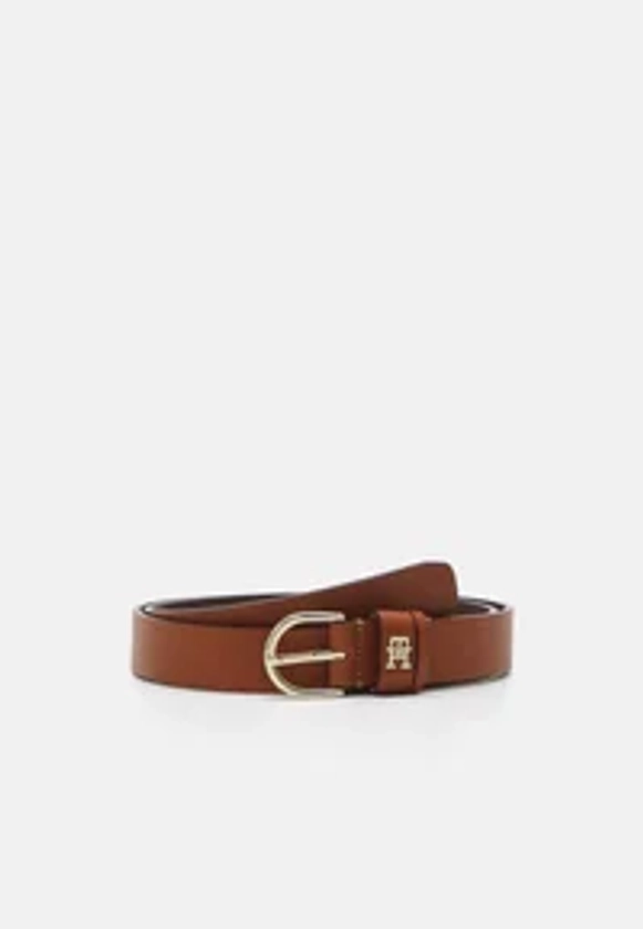 ESSENTIAL EFFORTLESS - Belt - cognac