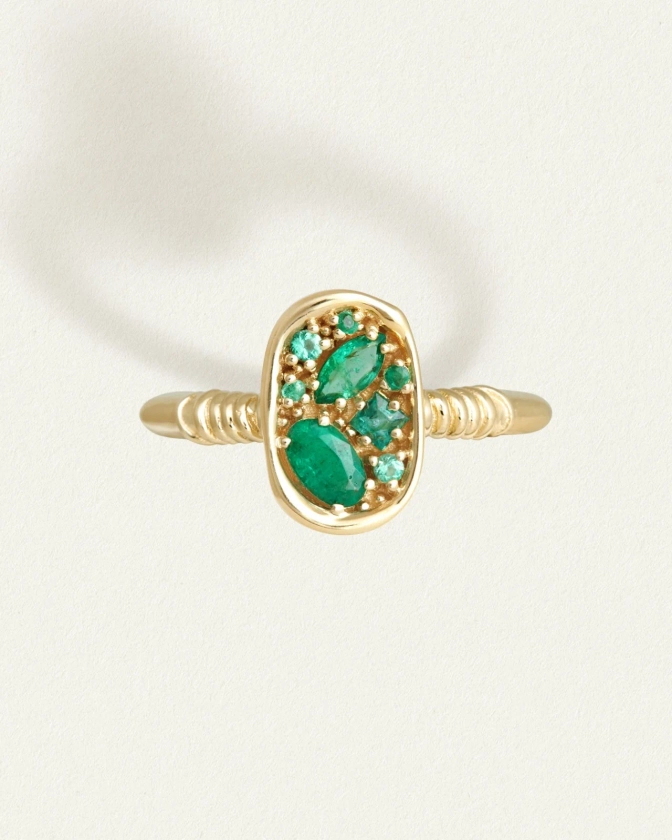 Illume Ring Emerald Solid Gold