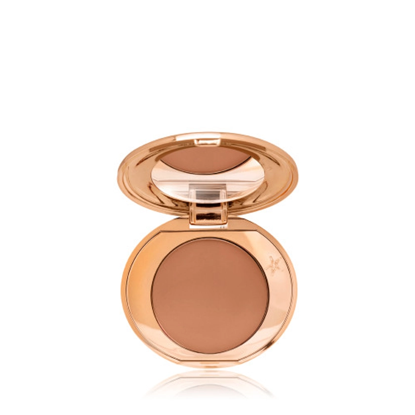 4 Deep: Airbrush Flawless Finish: Mini Powder Compact | Charlotte Tilbury